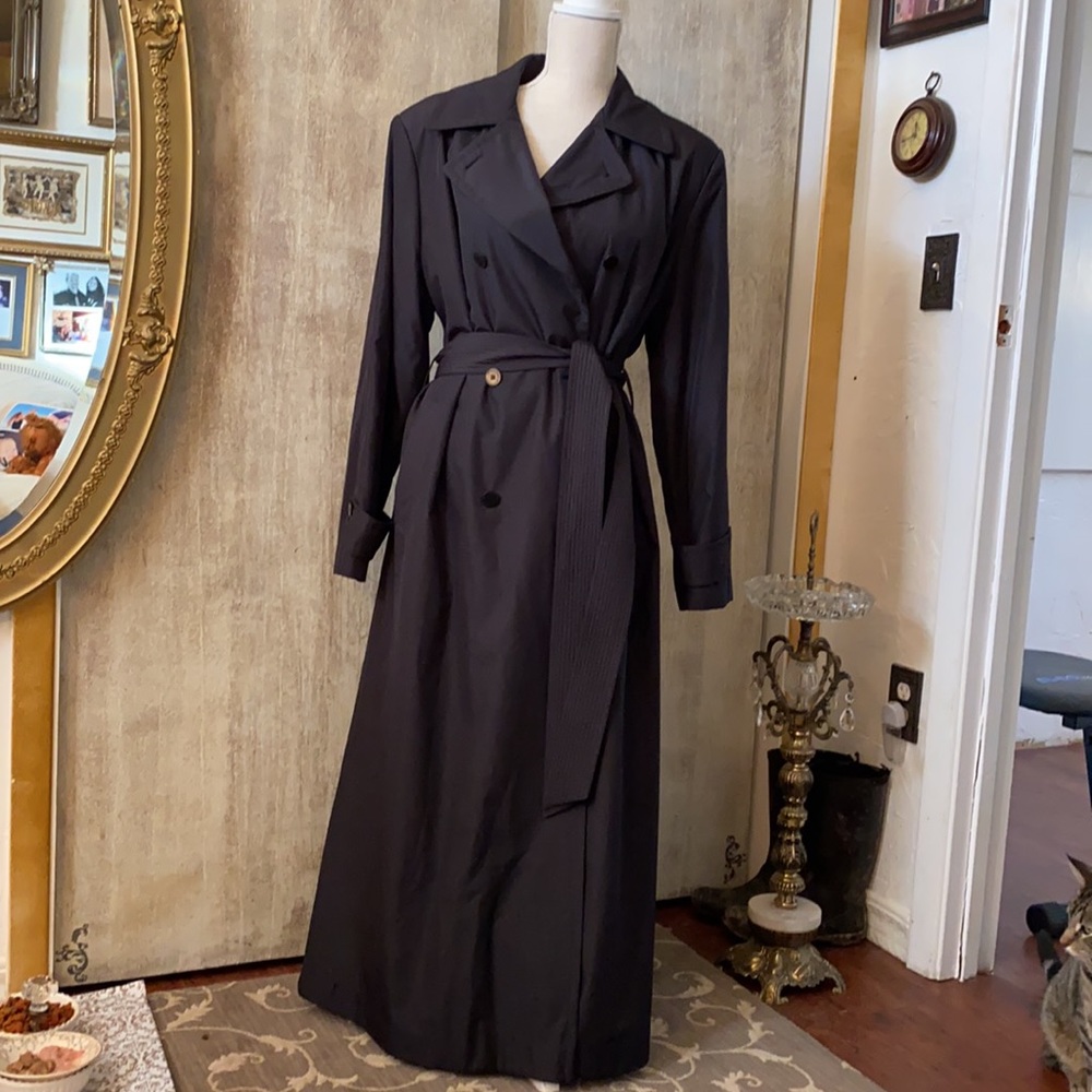 Ann Klein red lined trench coat
